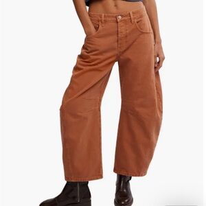 Nwt Free People Good Luck Mid Rise Barrel Jeans In Ginger Root